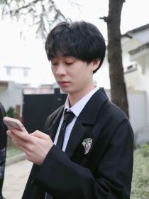 啊泽：白莲花她是万人迷