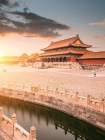 深圳工厂流水线的青春